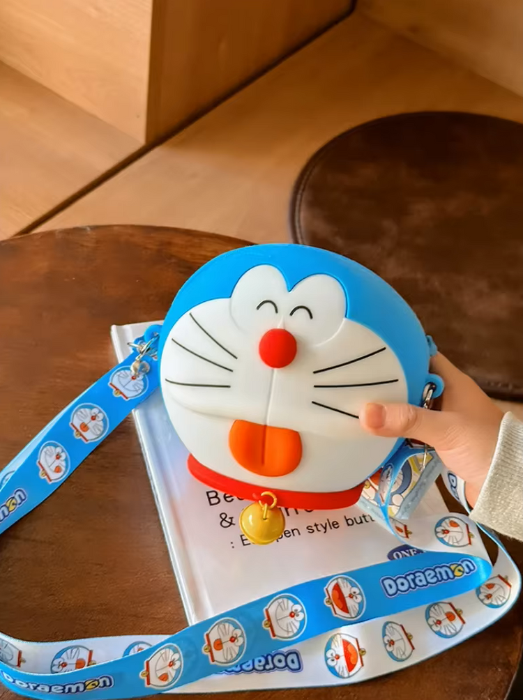 Mini Bolso Doraemon Manos Libres